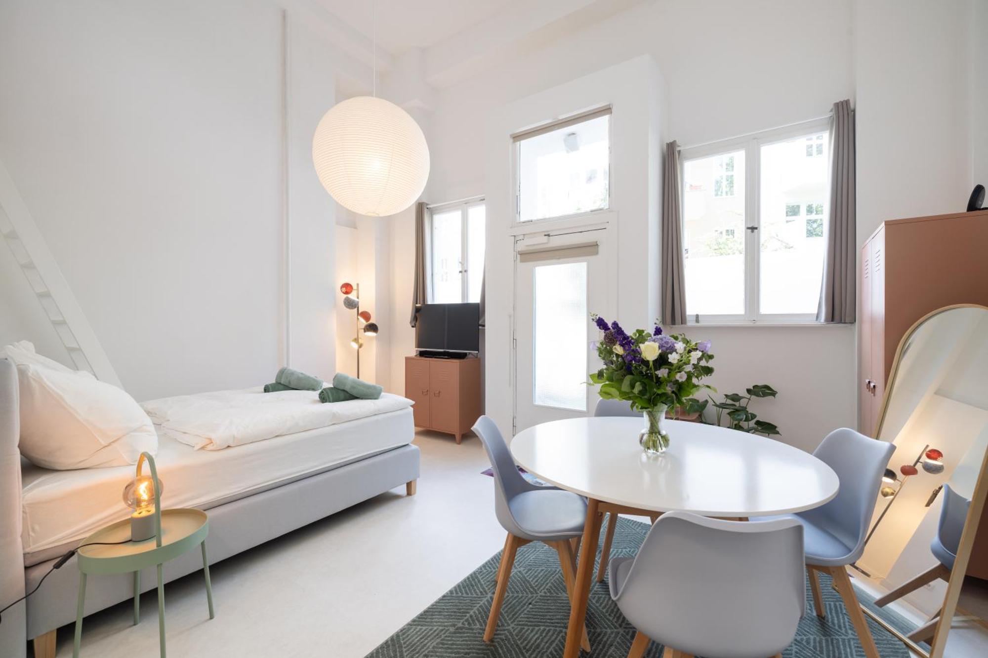 Great 2-Room Loft With 2 Bathrooms And 2 Kitchen 베를린 외부 사진