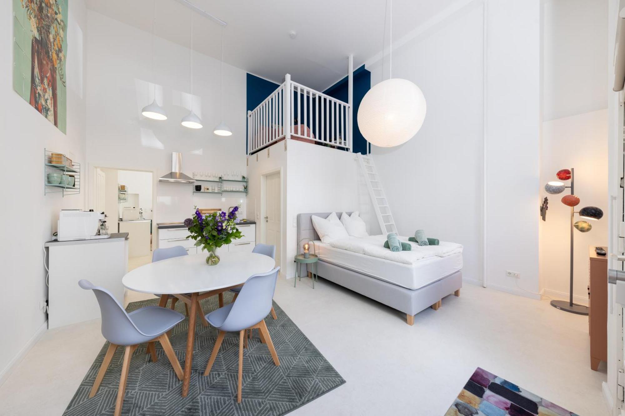 Great 2-Room Loft With 2 Bathrooms And 2 Kitchen 베를린 외부 사진